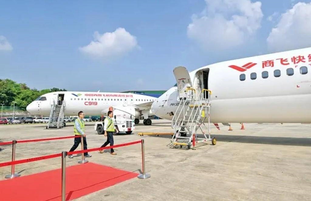 西方对C919绞杀开始，妄图让中国客机卖不动，中国为何不惧？—美国退役飞机公司