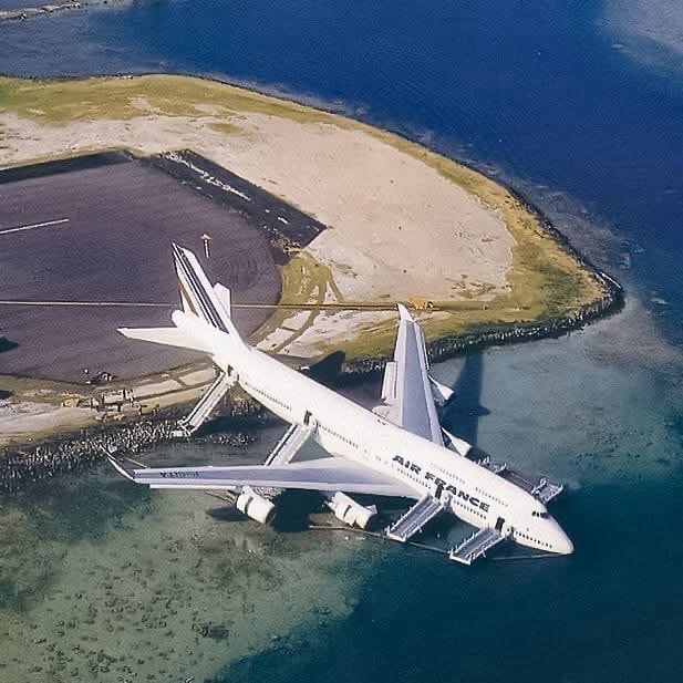 海岸上的747-美国退役飞机公司